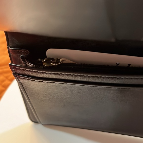 CHANEL BOY LONG WALLET IN BLACK LEATHER WITH GOLD HARDWEAR CERTIFICATE BRAND NEW - Picture 5 of 6